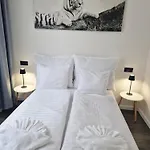Natali Karlsbad